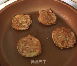 火腿西葫早餐饼的做法步骤：6