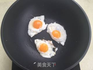 糖醋鸡蛋的做法步骤：4