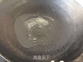 尖椒猪头肉的做法步骤：1