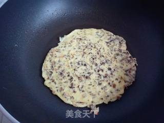 木耳煎饼的做法步骤：7