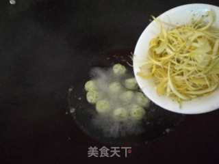 金银花素鱼滑的做法步骤：4