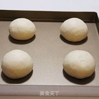 汉堡面包的做法步骤：7