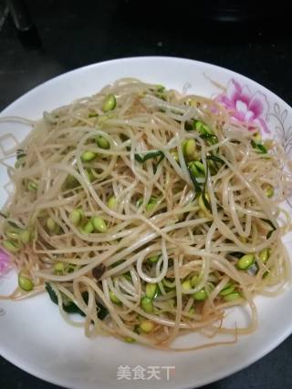 素炒豆芽的做法步骤：4