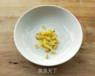 鲜掉眉毛的炒三鲜的做法步骤：8