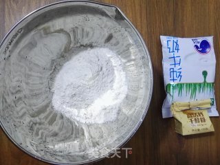 葡萄干吐司的做法步骤：1