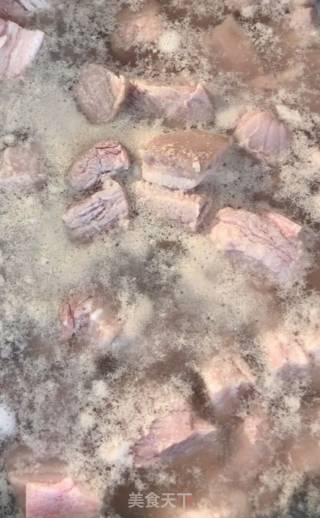 家庭版红烧肉的做法步骤：4