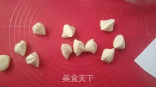 荠菜春卷的做法步骤：6