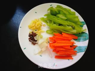 青椒香菇的做法步骤：5