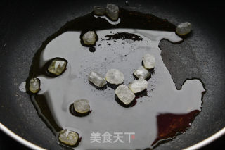 孩子们爱吃的红烧排骨的做法步骤：5