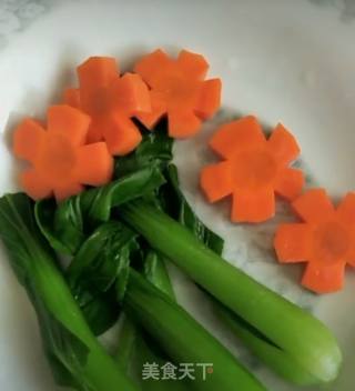 香菇炖鸡块便当的做法步骤：2