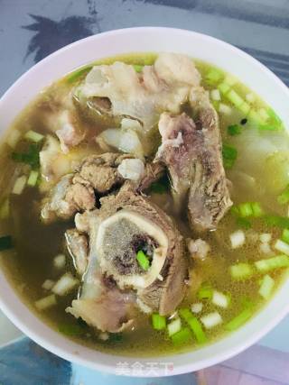 大骨头汤的做法步骤：3