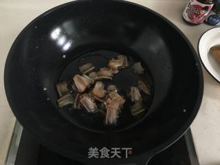 香菇豆豉酱炒腊肉米粉的做法步骤：8