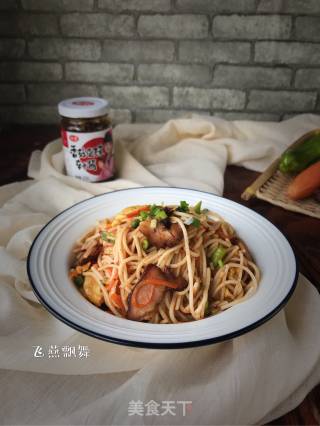 香菇豆豉酱炒腊肉米粉的做法步骤：17