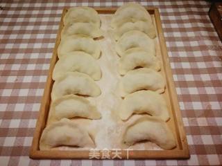 又是一年槐花香:槐花饺子的做法步骤：18