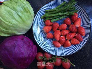 果蔬沙拉的做法步骤：1