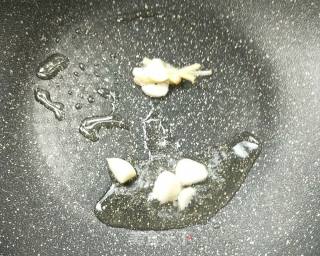 芦笋炒腊肠的做法步骤：7