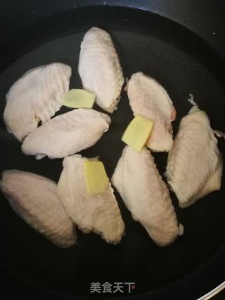 鸡翅烧四季豆的做法步骤：2
