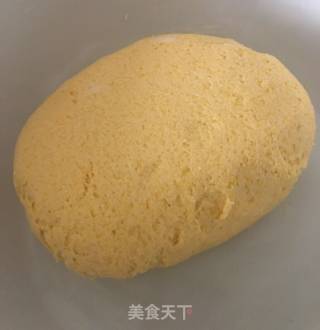 玉米面馍馍的做法步骤：1