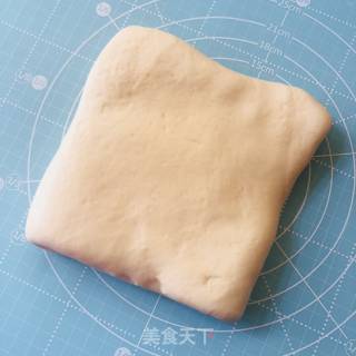 牛角包的做法步骤：7