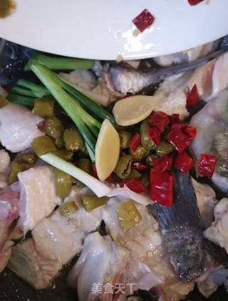 酸菜鱼的做法步骤：12