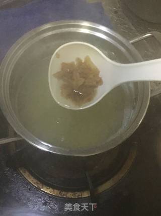 丝瓜干贝汤的做法步骤：3