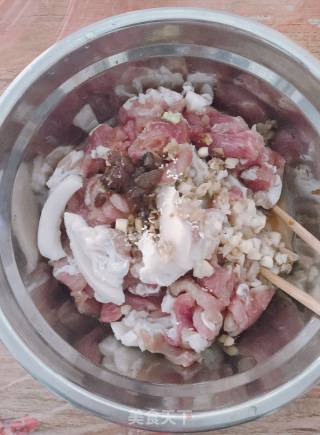 粉蒸肉的做法步骤：3