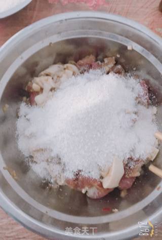 粉蒸肉的做法步骤：4