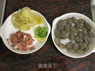 花蛤咸菜汤的做法步骤：1