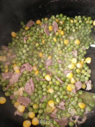 豌豆炒肉丝的做法步骤：6