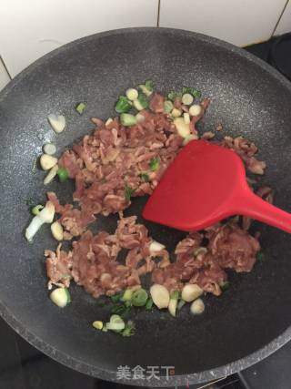 肉丝甘蓝的做法步骤：5