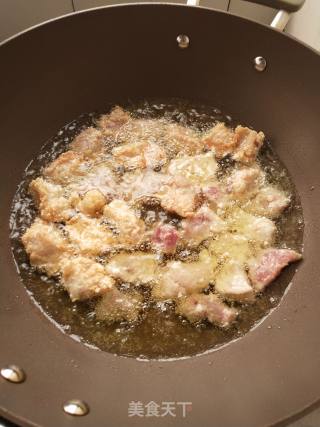 菠萝咕噜肉的做法步骤：3