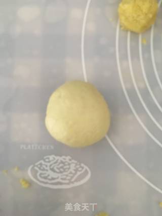 椰蓉花式面包的做法步骤：6