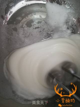 6寸戚风蛋糕的做法步骤：2