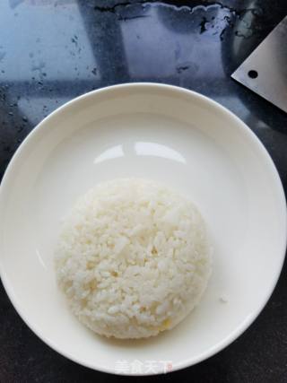 蒜苔肉丝盖浇饭的做法步骤：1