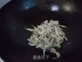 小白菜炒平菇的做法步骤：6