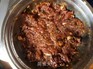 牛肉盖饭的做法步骤：2