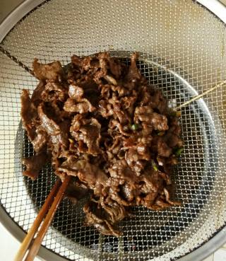 牛肉盖饭的做法步骤：5