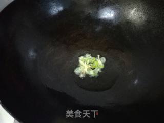 西葫芦炒腊肉的做法步骤：4