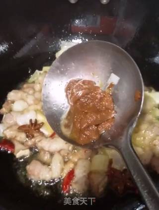 五花肉炖豆腐的做法步骤：6