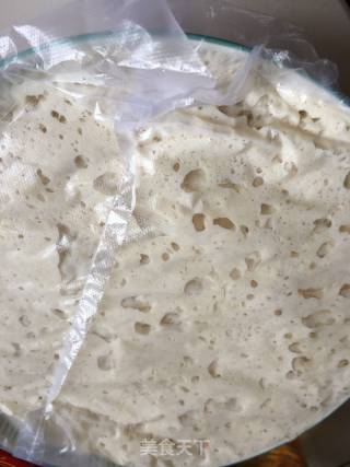 蒜薹肉包子的做法步骤：14