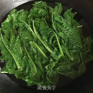 莴笋叶拌蛋皮的做法步骤：4