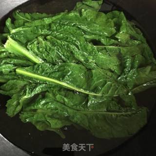 花生碎拌莴笋叶的做法步骤：2