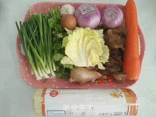 彩拌“肉香素”面的做法步骤：1