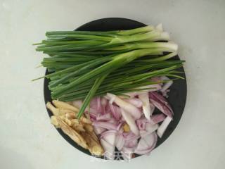 彩拌“肉香素”面的做法步骤：3