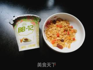 牛油果酸奶沙拉的做法步骤：2