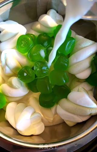 草莓布丁的做法步骤：3