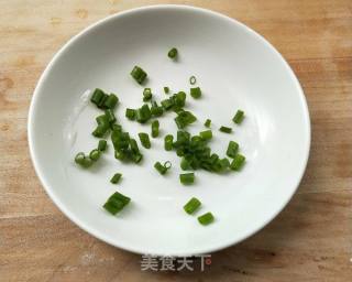 香煎槐花牛肉馄饨的做法步骤：11