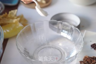 解春困木棉花祛湿汤的做法步骤：3