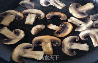 原创 |健身减脂蘑菇手撕鸡胸肉的做法步骤：6