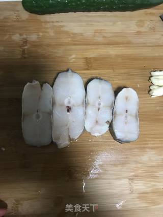简约煎鳕鱼的做法步骤：1